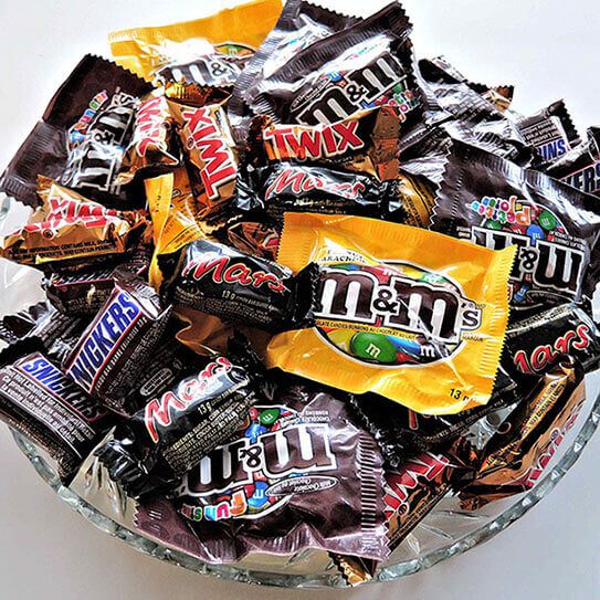 halloween candy causing dental work